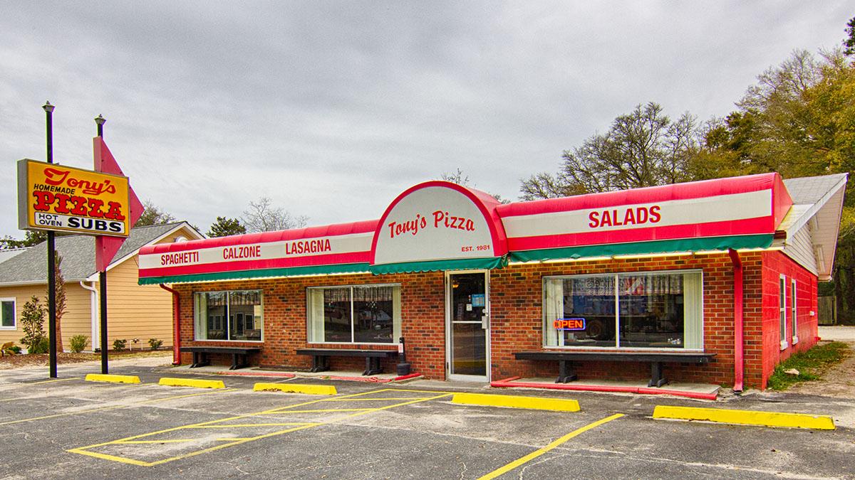 Tony's Pizza